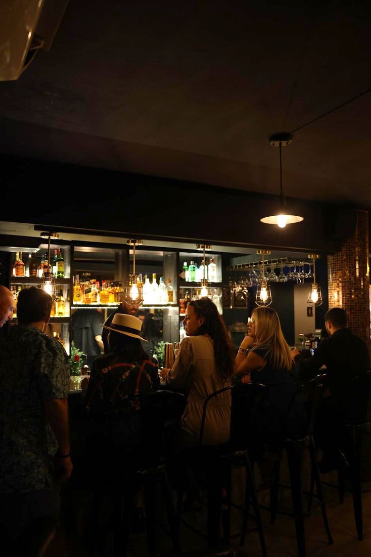 El salon de Pegadizo Cigar Lounge en Fajardo