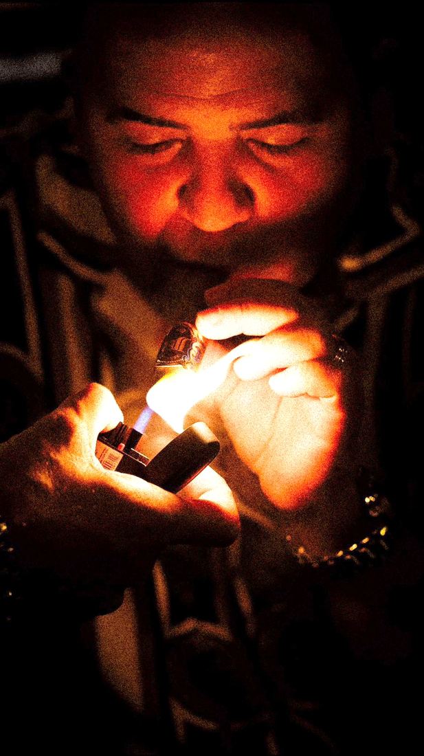 El salon de Pegadizo Cigar Lounge en Fajardo